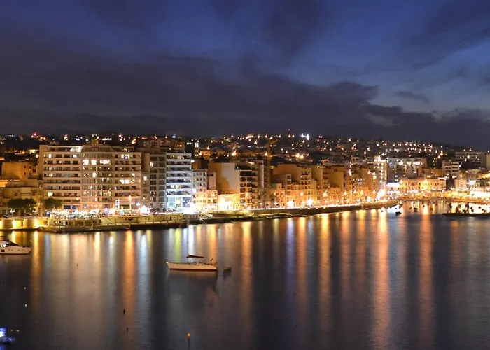 Marvellous 3Br Apartment In Central St Julians