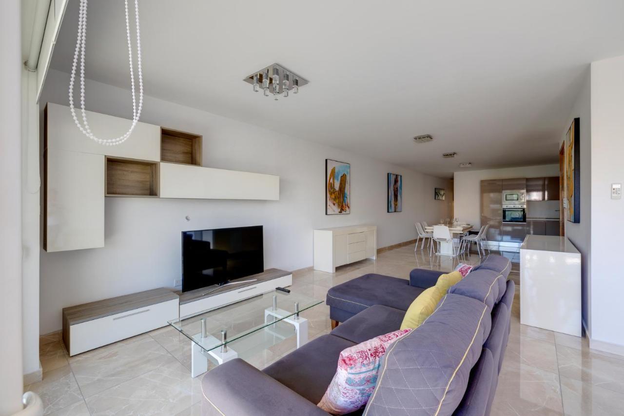 Marvellous 3br In St Julians Сент Джулианс