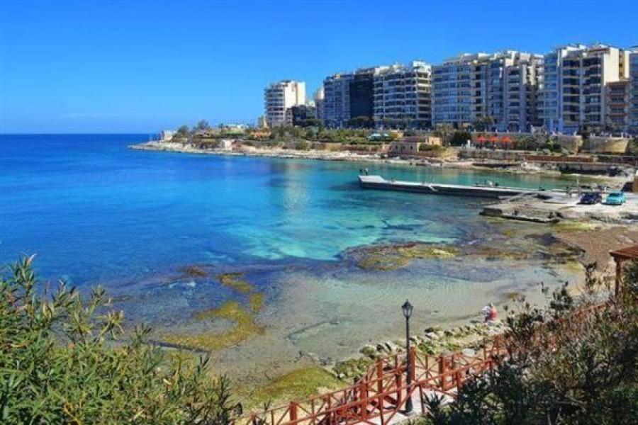 Marvellous 3br In St Julians Сент Джулианс